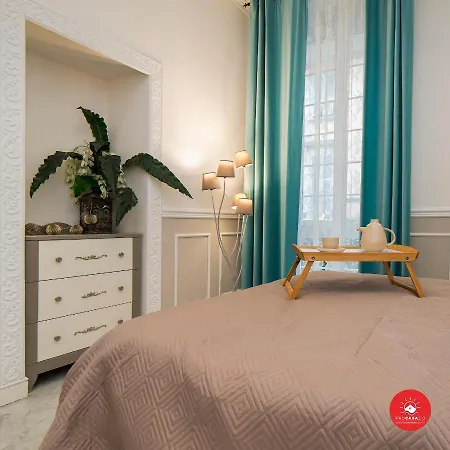 Holly House Апартаменты Специя