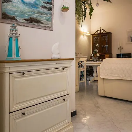 Апартаменты Holly House