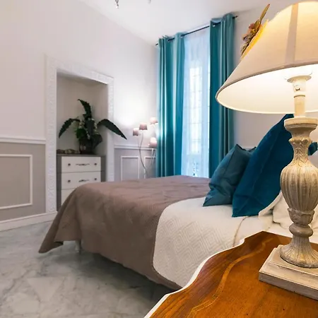 Holly House Апартаменты *