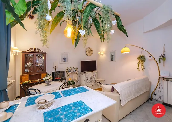 Holly House شقة